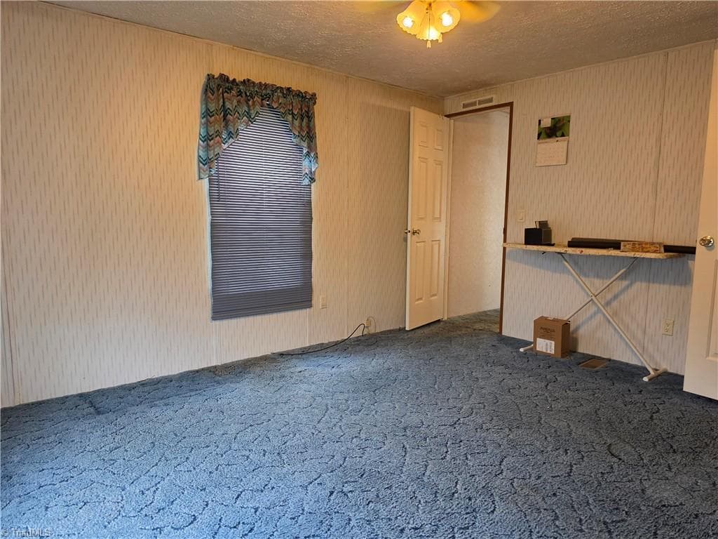 Manufactured Home at 264 Smith Ridgecrest Road, North Wilkesboro NC 28659, North Wilkesboro, photo 12 of 16