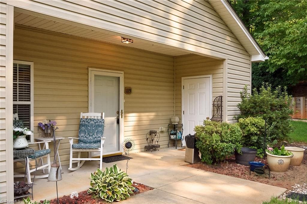 115 E Brick Walk Court, Mocksville NC 27028