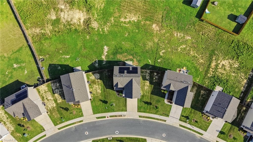 Stick/Site Built at 180 Brassfield Drive, Burlington NC 27217, Burlington, photo 33 of 35