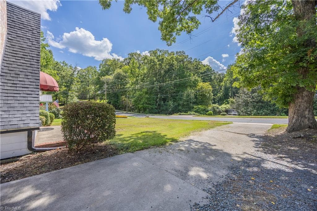 Stick/Site Built at 703 S Park Street, Asheboro NC 27203, photo 6 of 43