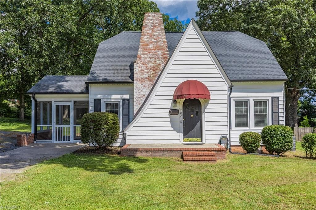 703 S Park Street, Asheboro NC 27203