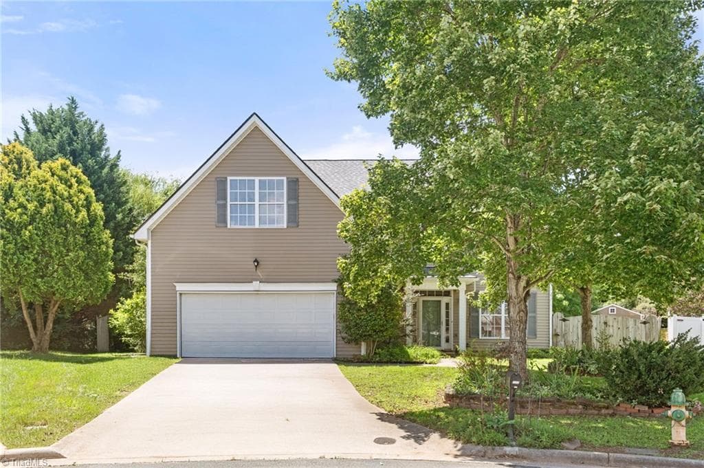 122 Eagle Point Court, Kernersville NC 27284