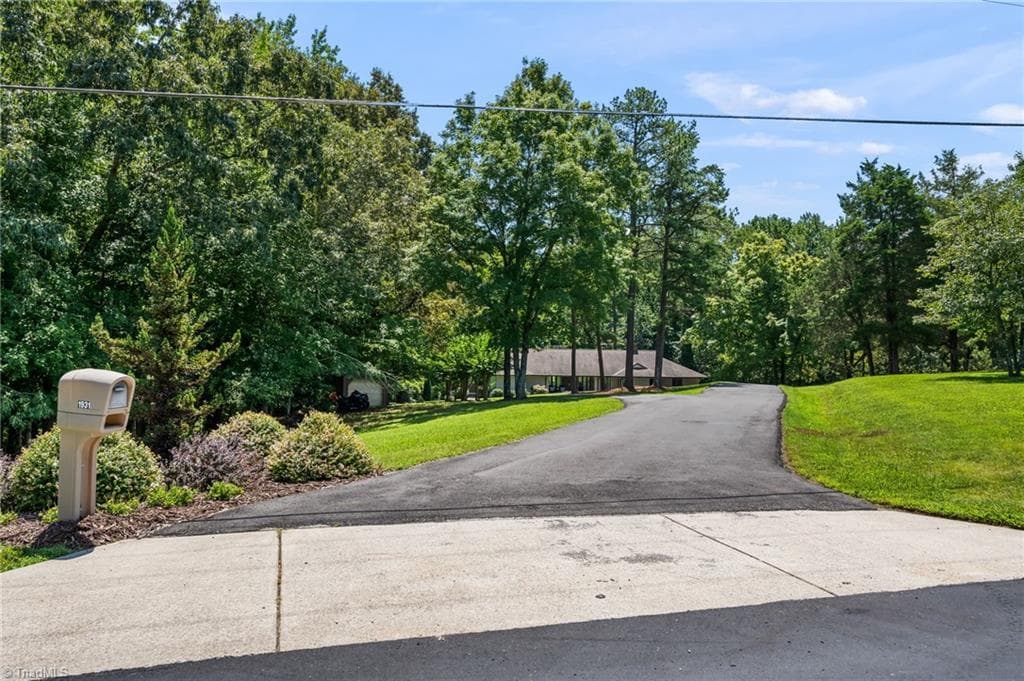 Stick/Site Built at 1931 Chestnut Street, High Point NC 27262, High Point, photo 93 of 100