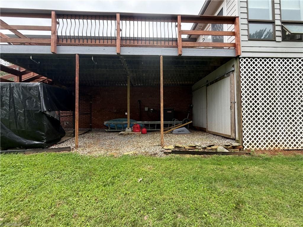 Stick/Site Built at 1000 Beaumont Poplar Street, North Wilkesboro NC 28659, North Wilkesboro, photo 15 of 40