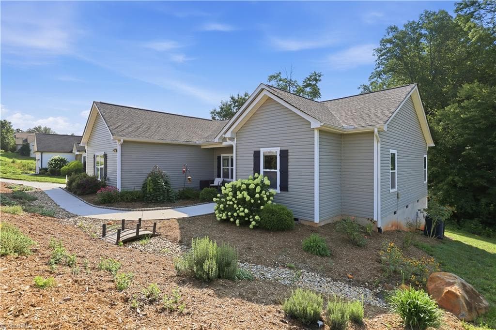 Stick/Site Built at 5629 Crooked Oak Drive, Summerfield NC 27358, Summerfield, photo 3 of 58