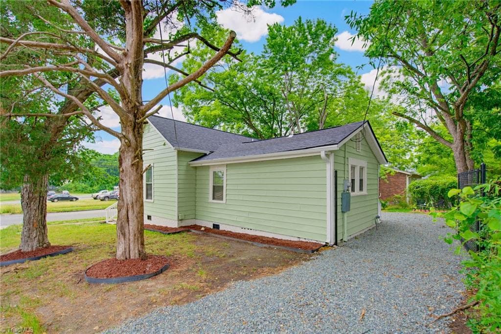 Stick/Site Built at 702 Maple Avenue, Burlington NC 27215, Burlington, photo 33 of 33