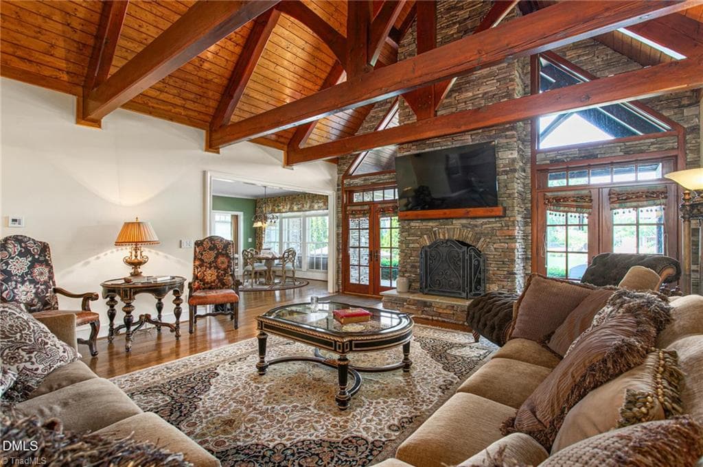Family room with cathedral ceiling and timber framing - 841 Dunleigh Drive, Burlington NC 27215, Burlington
