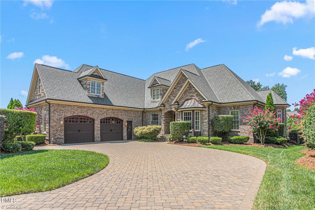 841 Dunleigh Drive, Burlington NC 27215