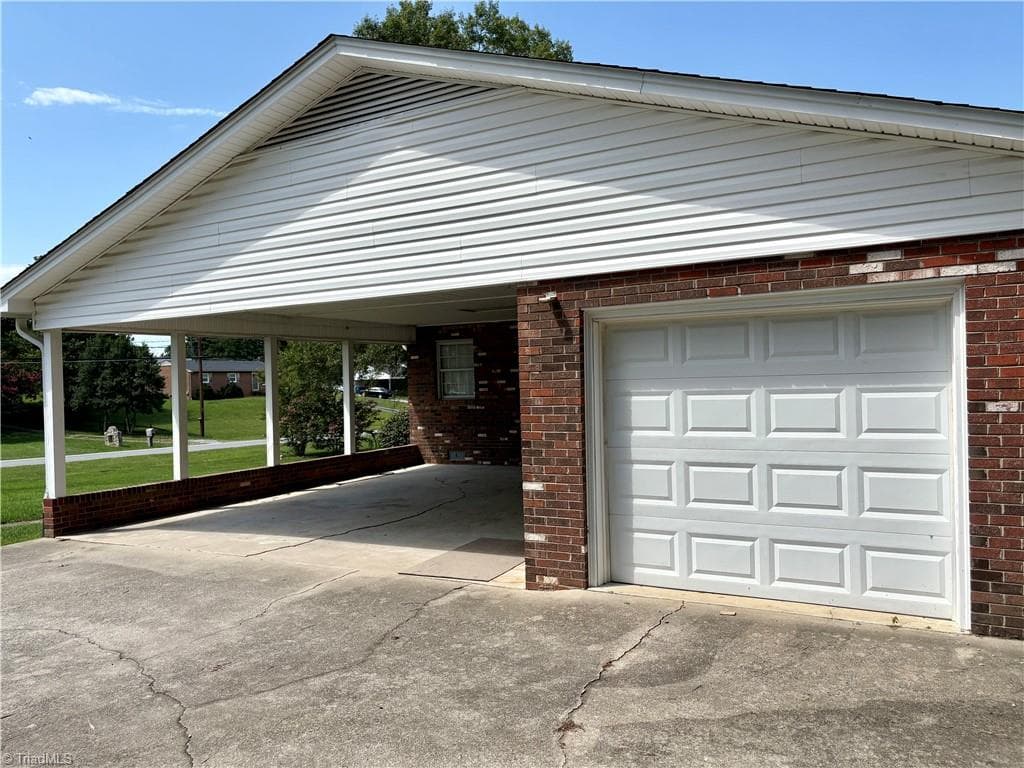 Stick/Site Built at 335 Gregg Street, Archdale NC 27263, Archdale, photo 9 of 46