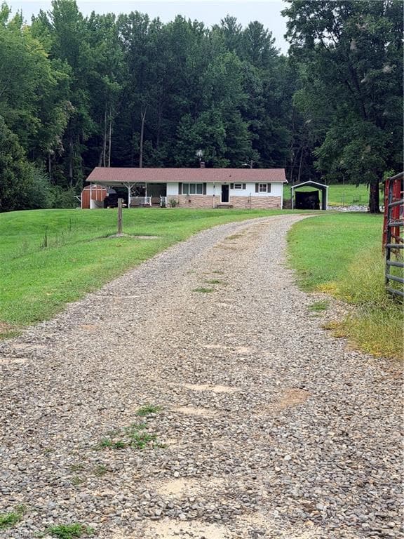 Stick/Site Built at 5705 Statesville Road, North Wilkesboro NC 28659, North Wilkesboro, photo 2 of 28