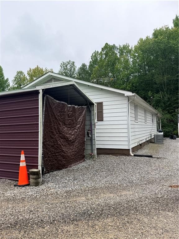 Stick/Site Built at 5705 Statesville Road, North Wilkesboro NC 28659, North Wilkesboro, photo 8 of 28