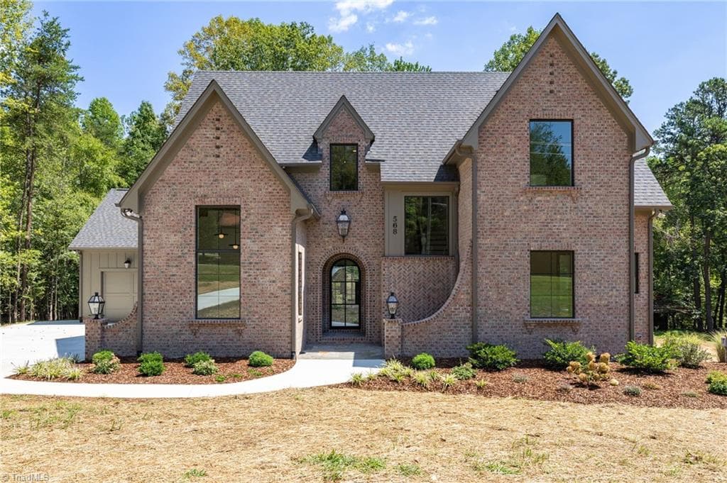 568 N Bunker Hill Road, Oak Ridge NC 27310