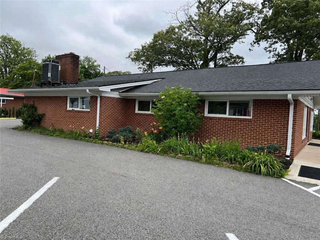 Office at 1010 S Main Street, Mount Airy NC 27030, photo 3 of 26