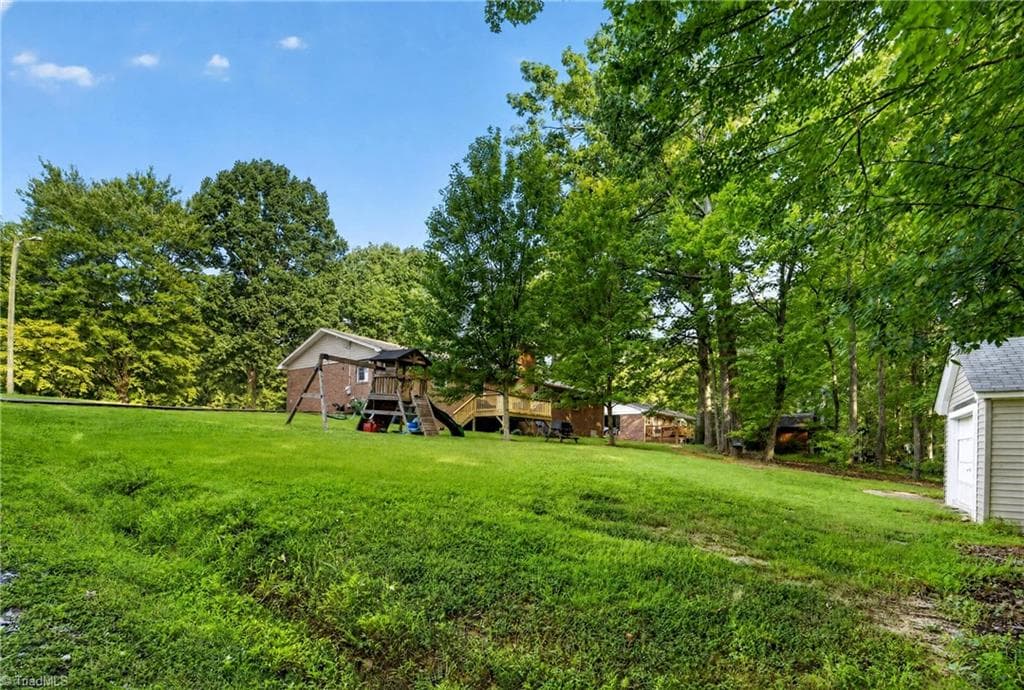 Stick/Site Built at 1949 Brook Drive, Asheboro NC 27205, photo 8 of 44