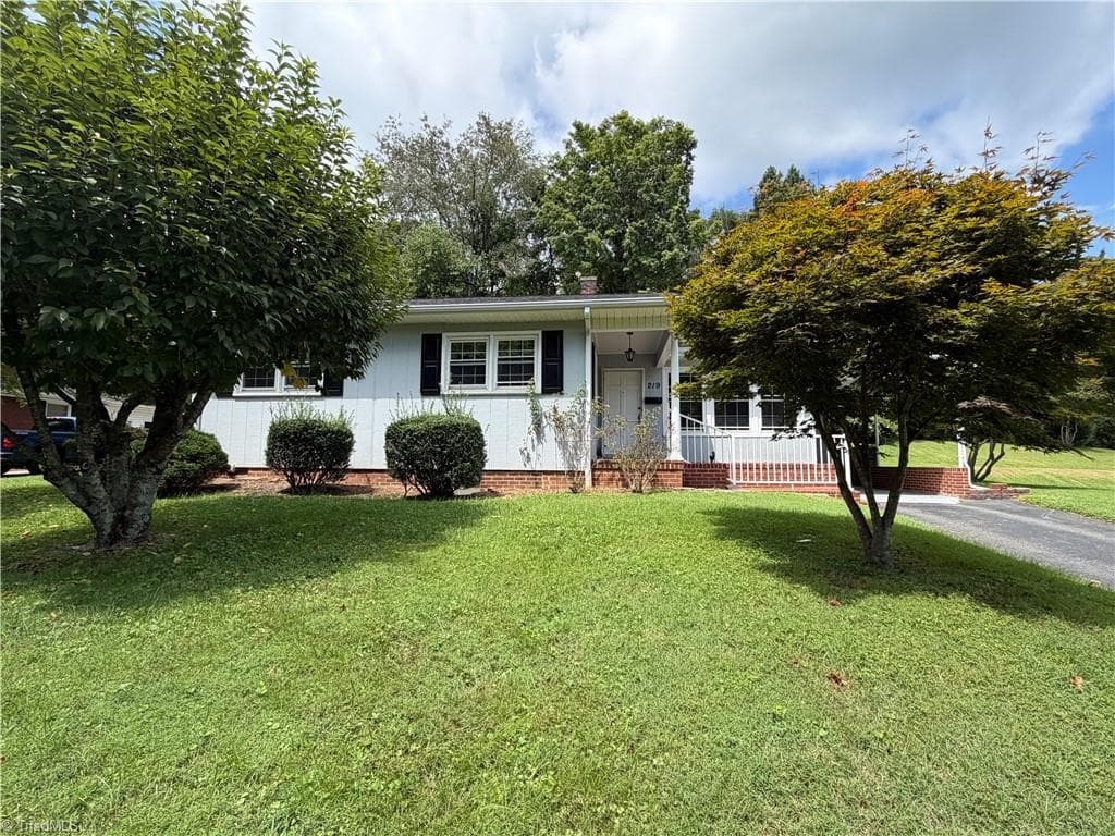 Stick/Site Built at 219 E Church Street, Mount Airy NC 27030, photo 2 of 21