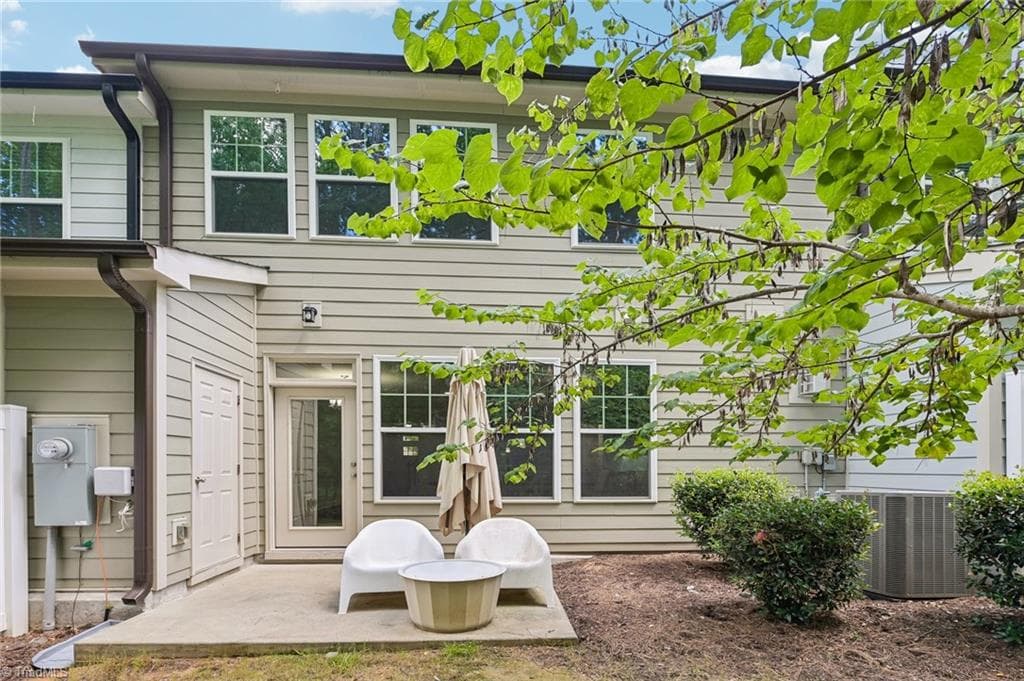 Stick/Site Built at 605 Newlyn Drive, Raleigh NC 27606, Raleigh, photo 77 of 78