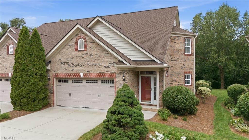 Stick/Site Built at 903 Southlake Court, Lexington NC 27295, photo 2 of 40
