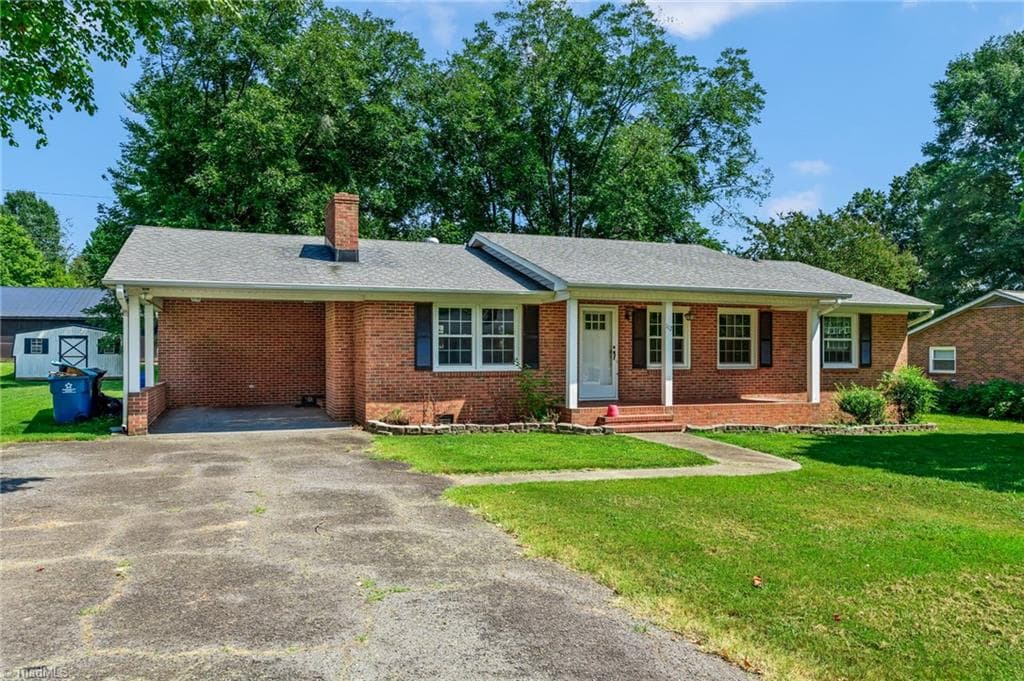 Stick/Site Built at 112 Wilson Street, Yadkinville NC 27055, Yadkinville, photo 3 of 86