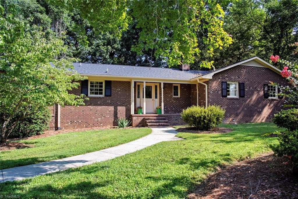 1921 Henry Road, Graham NC 27253
