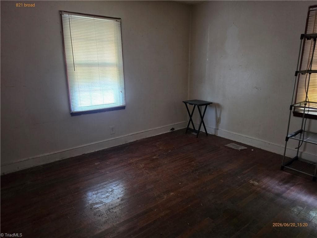 Stick/Site Built at 821 Broad Avenue, Greensboro NC 27406, photo 6 of 7