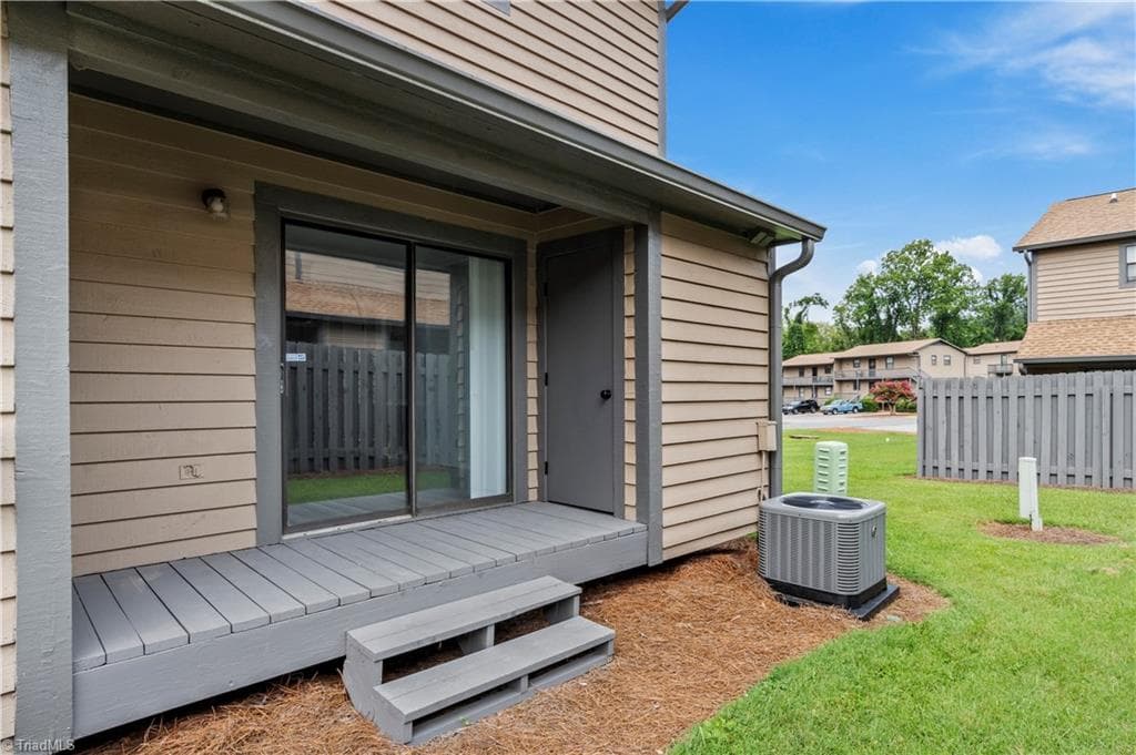 Stick/Site Built at 440 Vista Circle # A, Winston-Salem NC 27106, Winston-Salem, photo 24 of 29