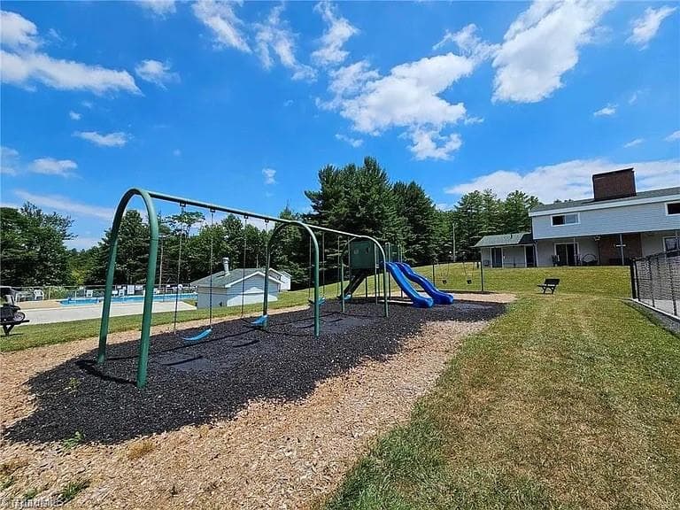 Manufactured Home at 189 Club House Drive, Ennice NC 28623, photo 33 of 37
