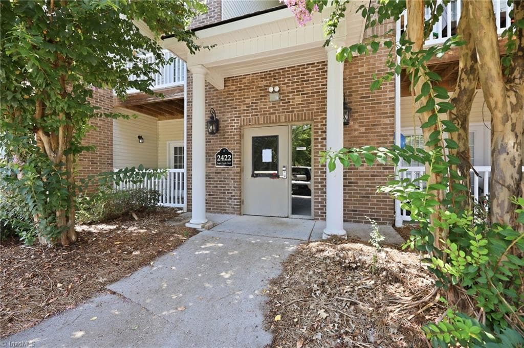 2422 Eagle Creek Court # 103, Winston-Salem NC 27103