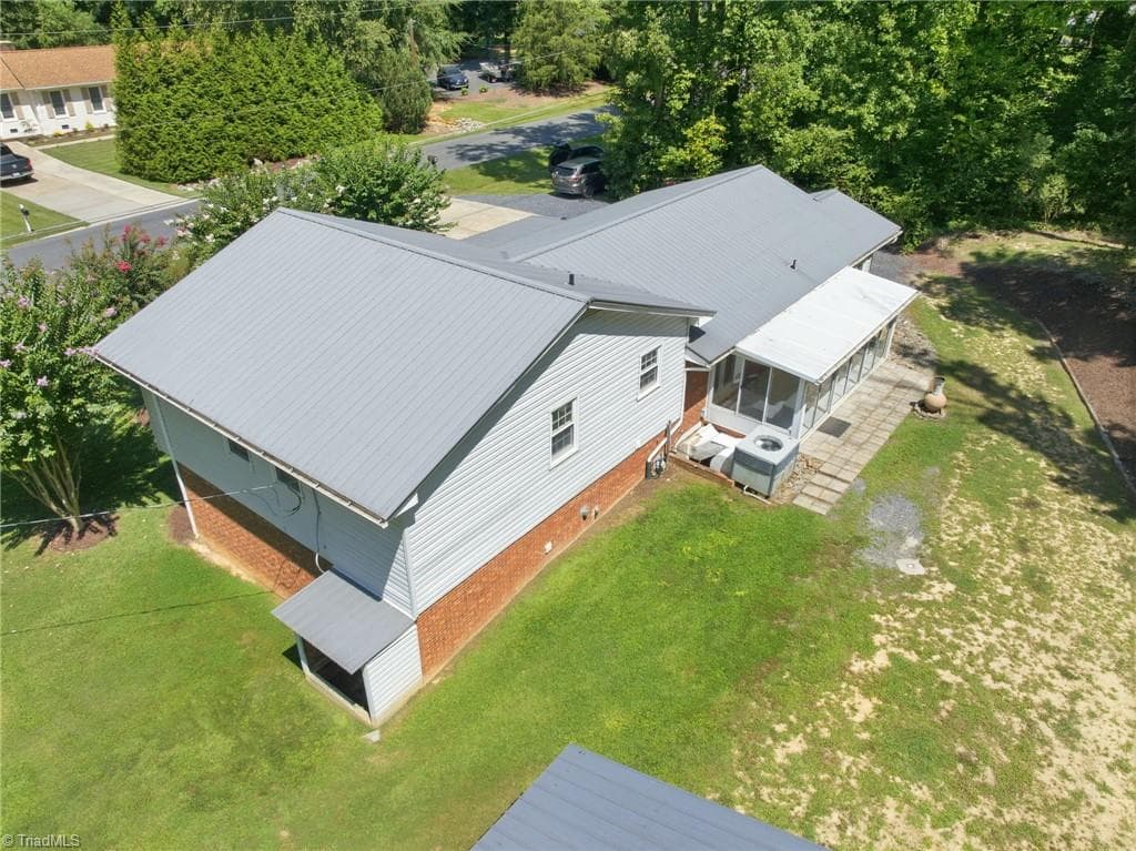 Stick/Site Built at 484 Newbern Avenue, Asheboro NC 27205, photo 47 of 50