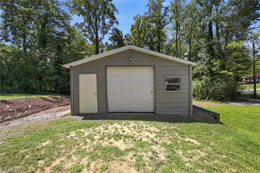 Stick/Site Built at 484 Newbern Avenue, Asheboro NC 27205, photo 45 of 50