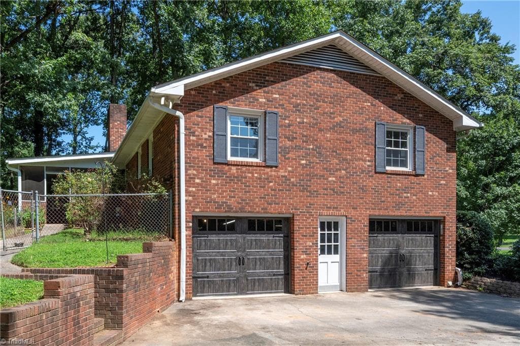 Stick/Site Built at 5410 Nestleway Drive, Clemmons NC 27012, Clemmons, photo 6 of 39