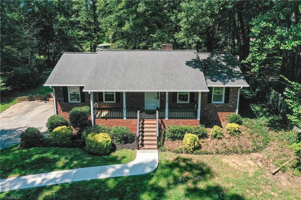 Stick/Site Built at 5410 Nestleway Drive, Clemmons NC 27012, Clemmons, photo 3 of 39