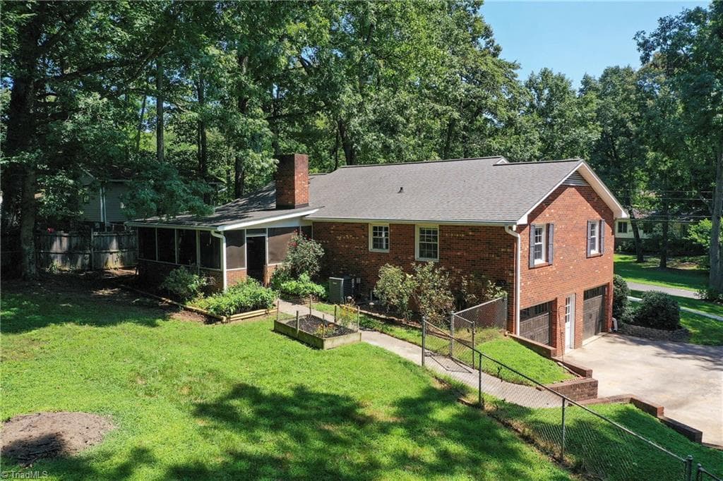 Stick/Site Built at 5410 Nestleway Drive, Clemmons NC 27012, Clemmons, photo 10 of 39