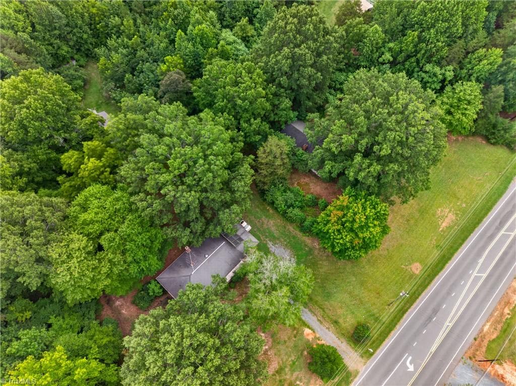 Stick/Site Built at 5175 US Highway 220 Bus S, Asheboro NC 27205, Asheboro, photo 3 of 82