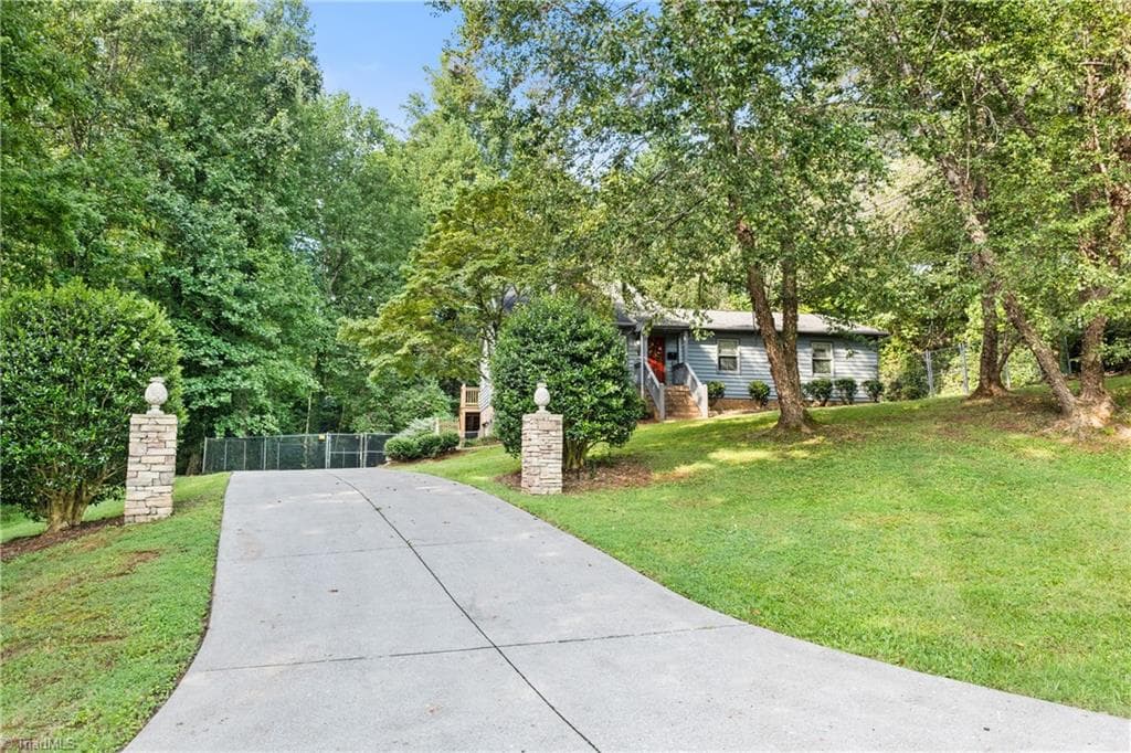 Stick/Site Built at 5737 Polaris Court, Pfafftown NC 27040, photo 31 of 32
