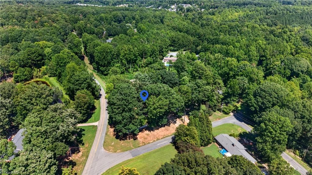 Stick/Site Built at 723 Windsor Trail, Asheboro NC 27203, photo 37 of 40