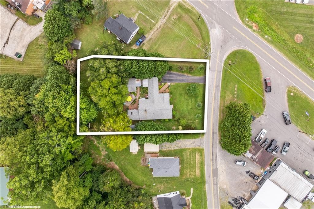 Stick/Site Built at 204 Carson Road, Pilot Mountain NC 27041, Pilot Mountain, photo 3 of 32