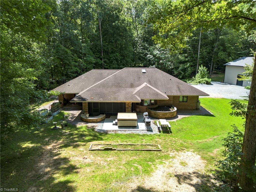 Stick/Site Built at 381 Hunters Point, Lexington NC 27295, Lexington, photo 41 of 45