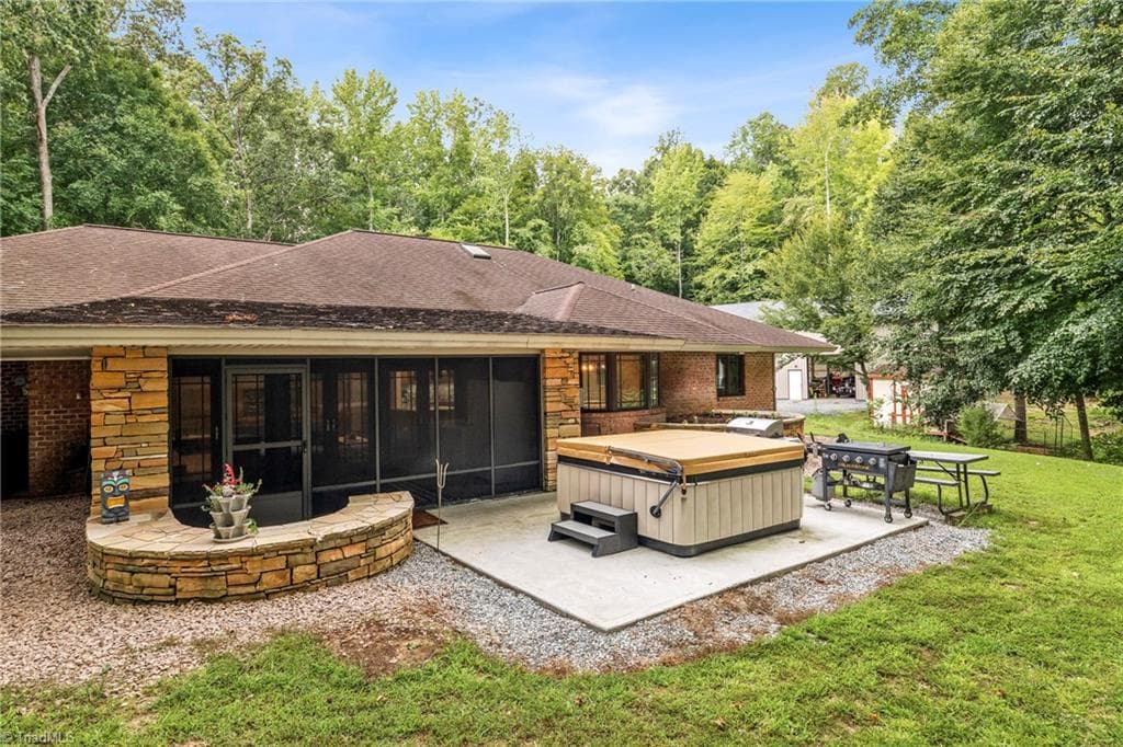 Stick/Site Built at 381 Hunters Point, Lexington NC 27295, Lexington, photo 19 of 45