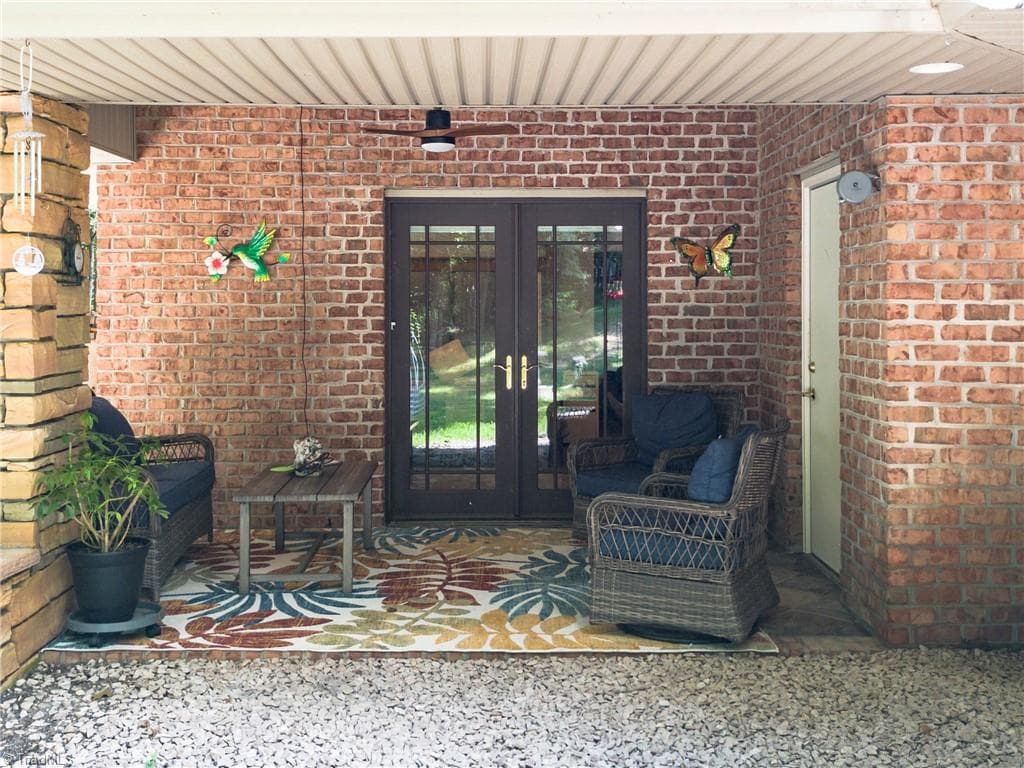 Stick/Site Built at 381 Hunters Point, Lexington NC 27295, Lexington, photo 4 of 45