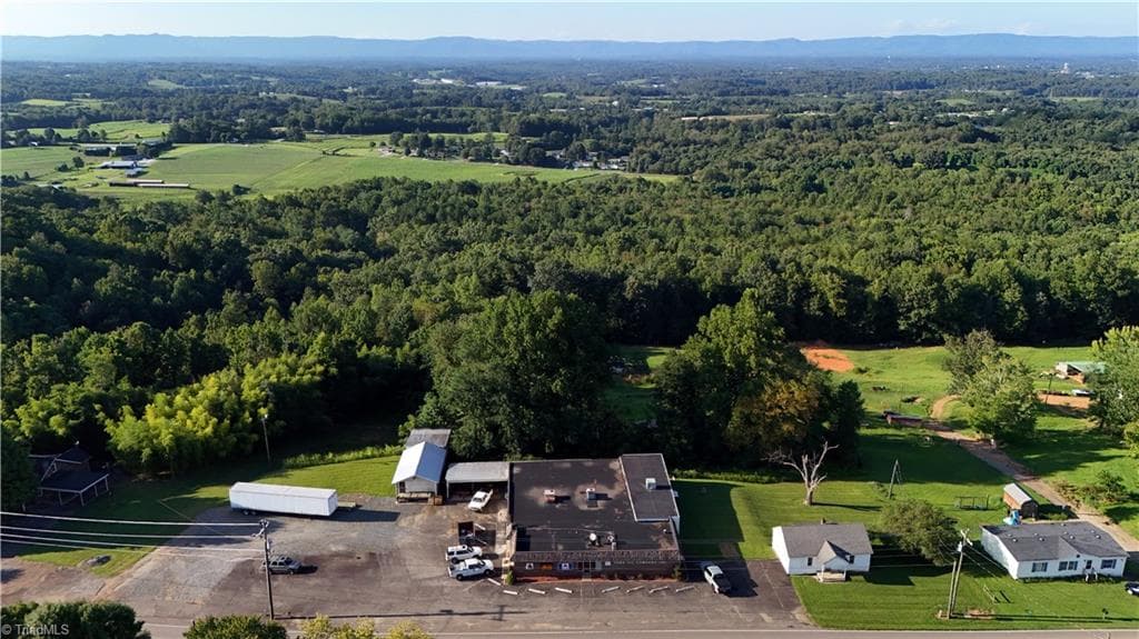 Office at 1314 Old US Highway 601, Mount Airy NC 27030, photo 6 of 18