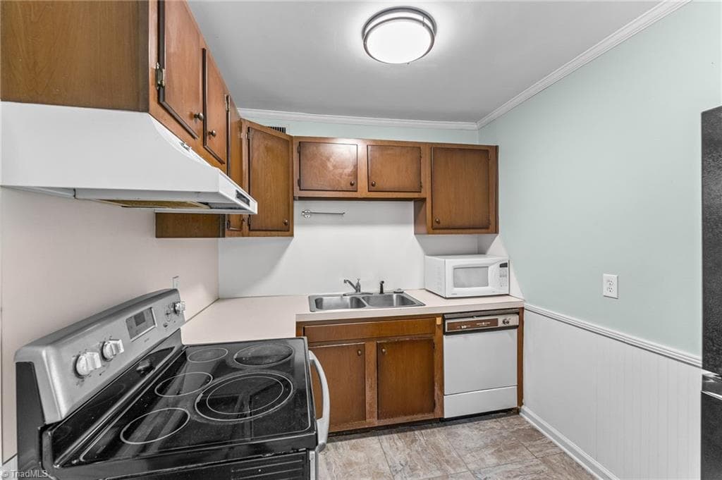 Stick/Site Built at 3822 Country Club Road # I, Winston-Salem NC 27104, Winston-Salem, photo 33 of 64