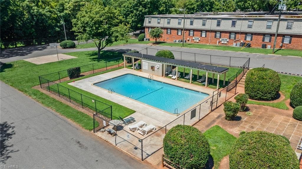 Stick/Site Built at 3822 Country Club Road # I, Winston-Salem NC 27104, Winston-Salem, photo 57 of 64