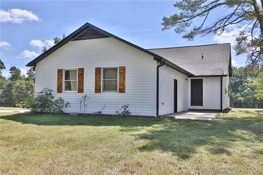 Stick/Site Built at 1826 N Oak Ridge Church Road, Yadkinville NC 27055, Yadkinville, photo 73 of 96