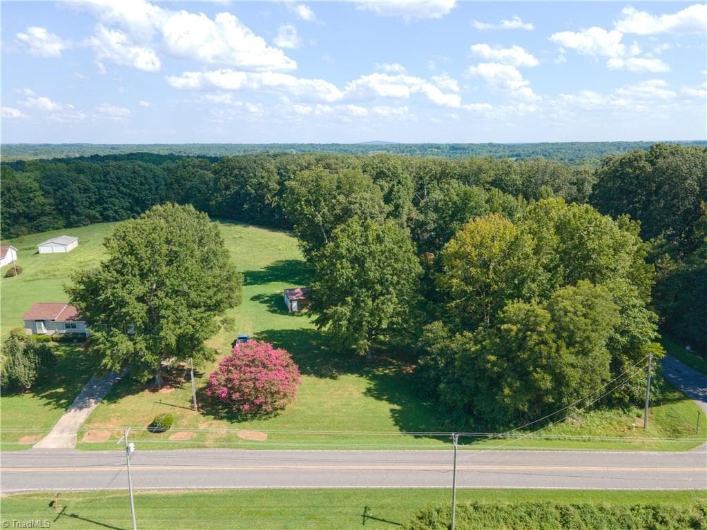 Single Family Residence at 1566 Mocksville Highway, Cleveland NC 27013, photo 7 of 32