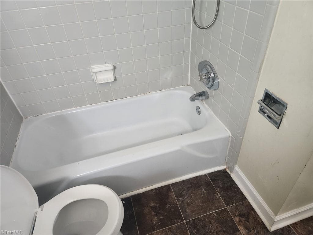 Stick/Site Built at 2922 Ramsgate Court, Winston-Salem NC 27106, Winston-Salem, photo 25 of 40