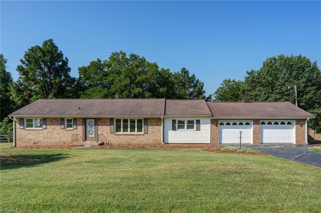 Stick/Site Built at 2036 Camp Springs Road, Reidsville NC 27320, photo 9 of 50