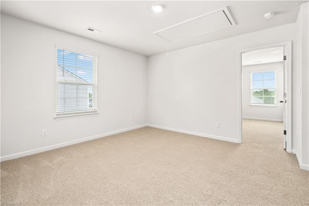 Stick/Site Built at 7 Jubilee Court, Greensboro NC 27406, photo 13 of 18