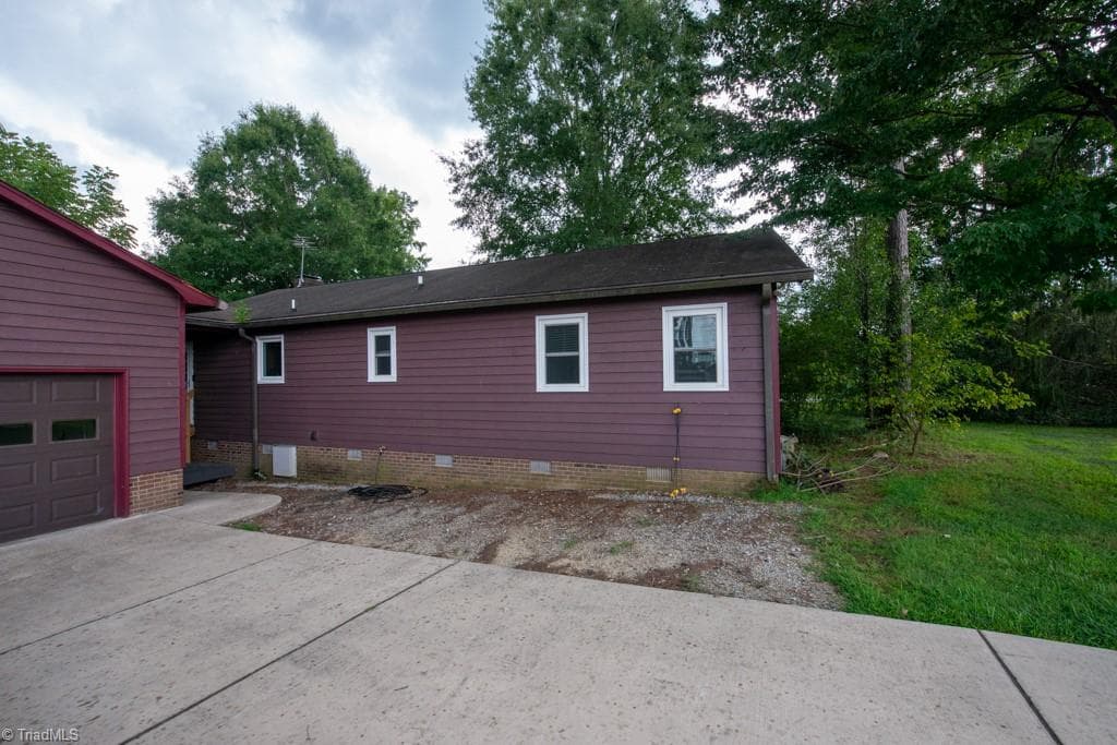 Stick/Site Built at 801 Bales Chapel Road, Jamestown NC 27282, Jamestown, photo 16 of 50