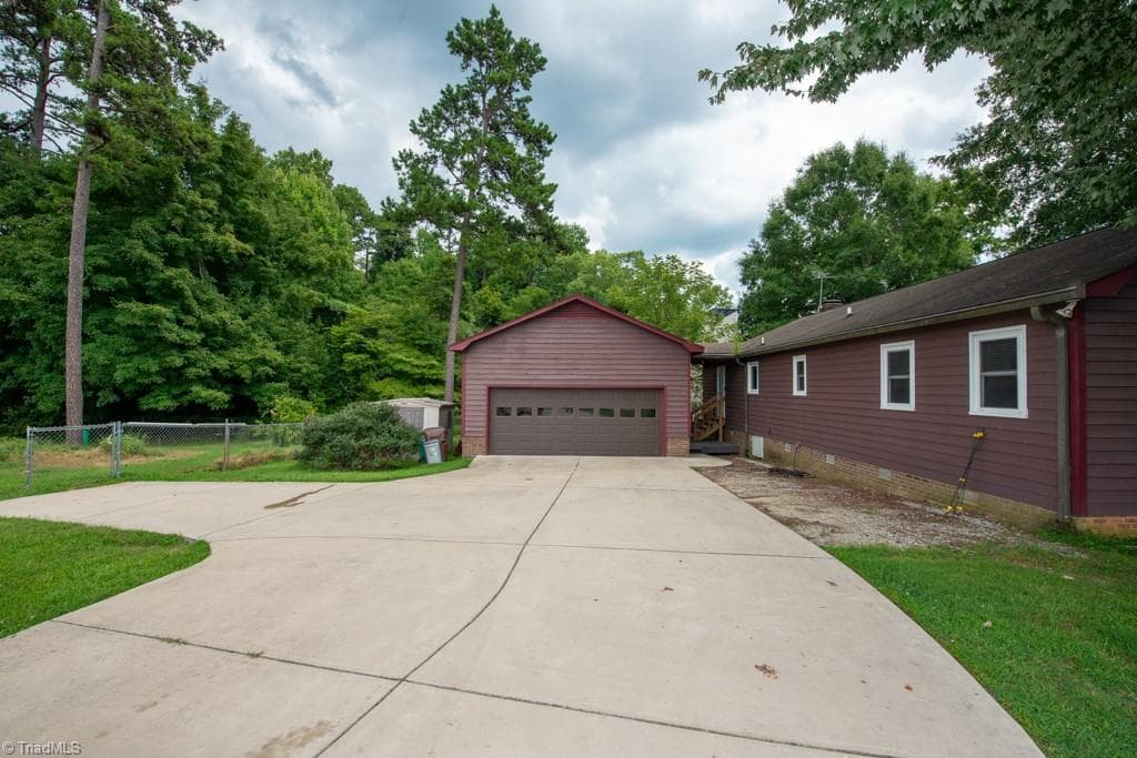 Stick/Site Built at 801 Bales Chapel Road, Jamestown NC 27282, Jamestown, photo 11 of 50