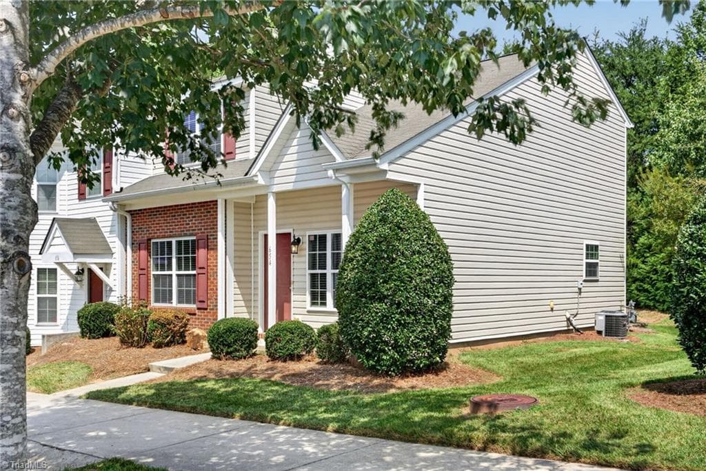 Stick/Site Built at 654 Grasswren Way, Greensboro NC 27409, photo 3 of 35